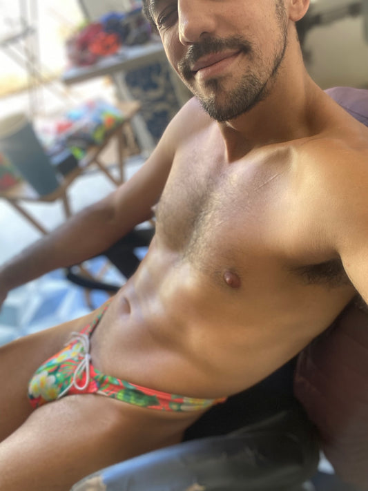 Todo el dia en tanga